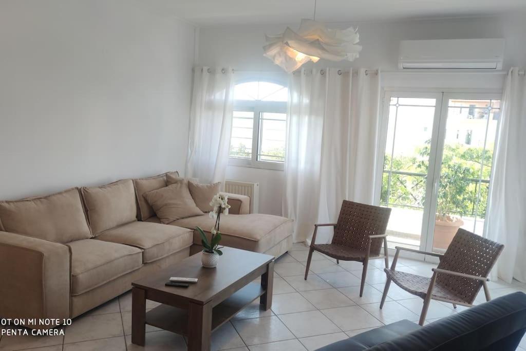 Eva'S House Apartman Karababás Kültér fotó