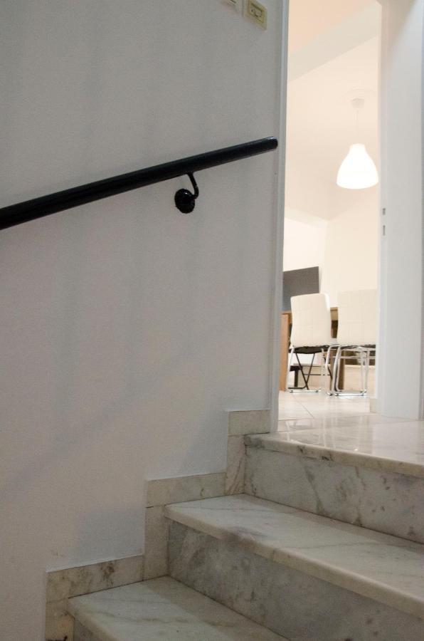 Eva'S House Apartman Karababás Kültér fotó