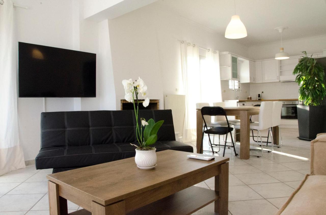 Eva'S House Apartman Karababás Kültér fotó
