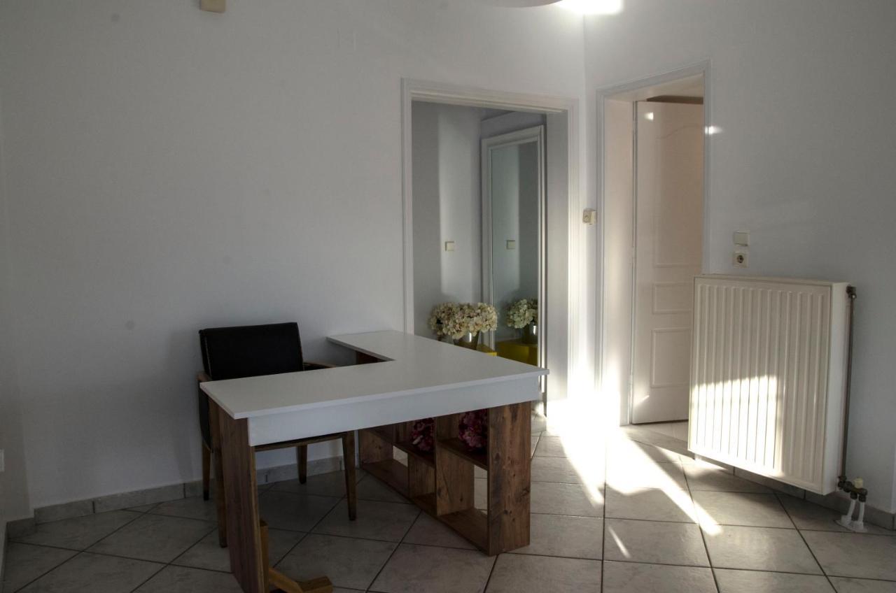 Eva'S House Apartman Karababás Kültér fotó
