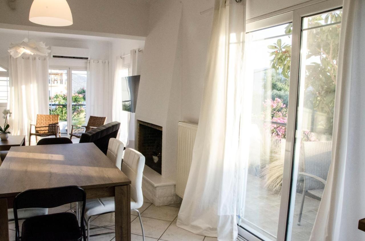 Eva'S House Apartman Karababás Kültér fotó